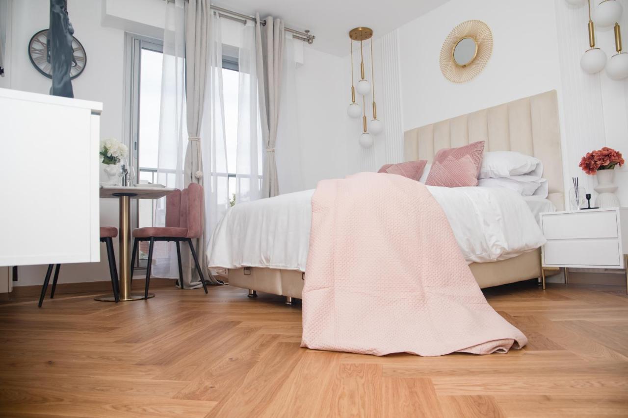 Paris' Premium Romantic Studio Buitenkant foto